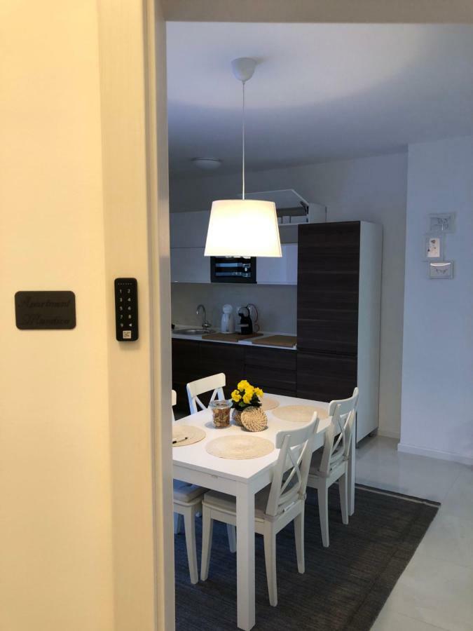 Apartment Mandica Split Exteriör bild